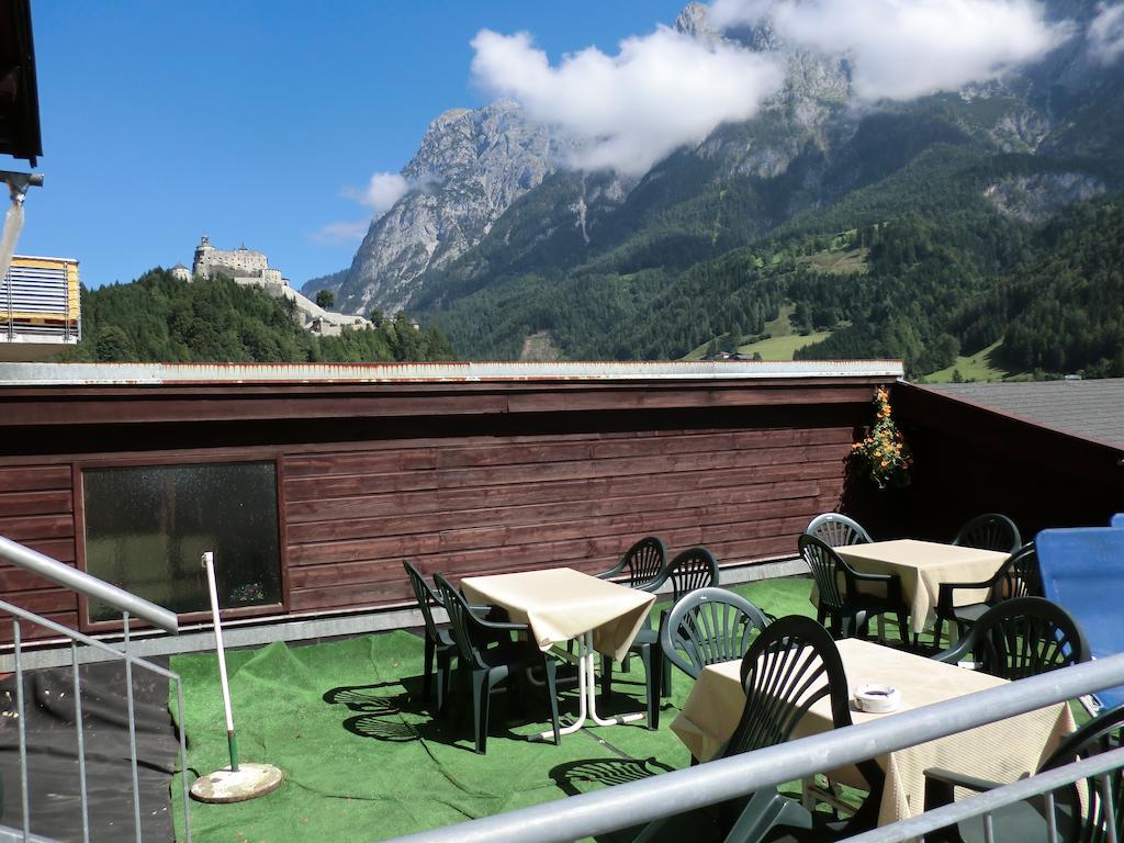 Weisses Roessl Werfen Hotel Exterior foto