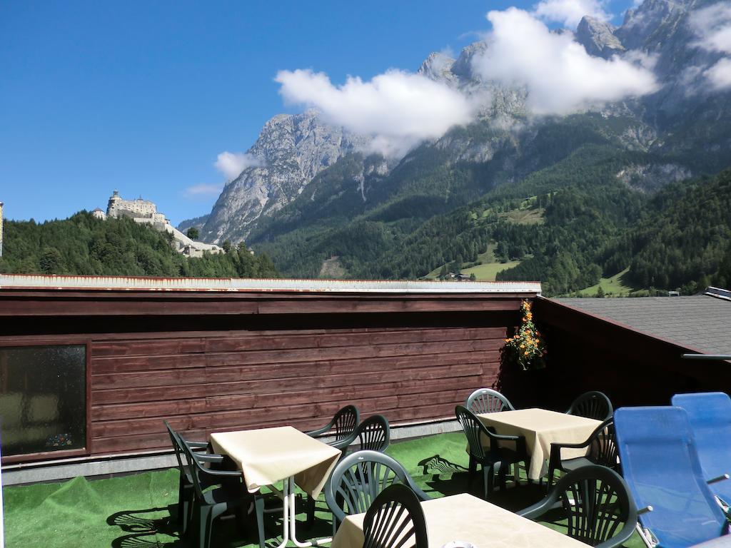 Weisses Roessl Werfen Hotel Exterior foto